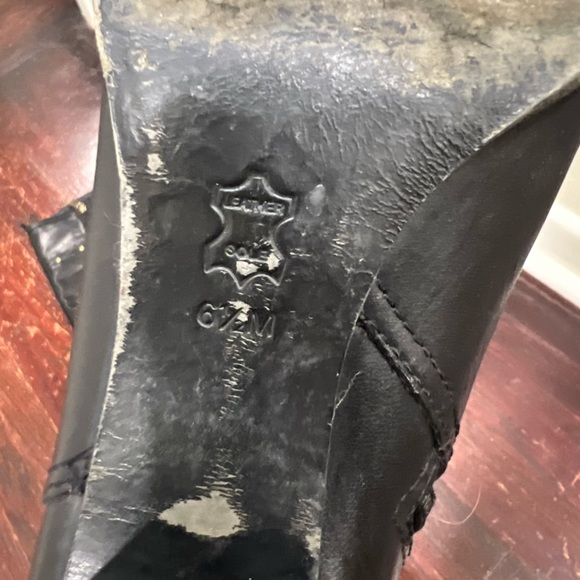 Tory Burch Leather Heeled Tall Boots with gold studs - Picture 5 of 12